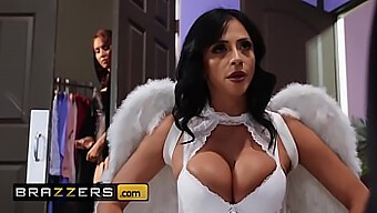 Regardez Les Sorcières Milf Ariella Ferrera Et Isis Love Utiliser Des Jouets Pour Se Faire Plaisir