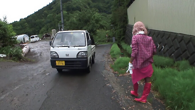 Sæd I Munnen Og Brutal Blowjob I Denne Forførte Orale Videoen