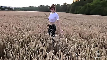 18-Year-Old Student Gets Doggystyle In The Cornfield For The First Time